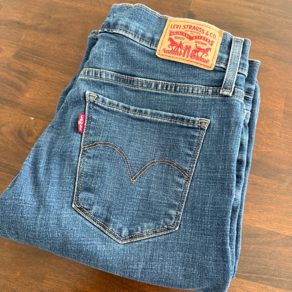 Levis 315 Shaping Bootcut Jeans Womens 27(28x31) Blue Dark Wash Stretch